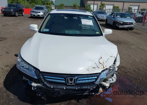 2015 Honda Accord Hybrid Touring from USA, damaged, VIN 1HGCR6F78FA004893